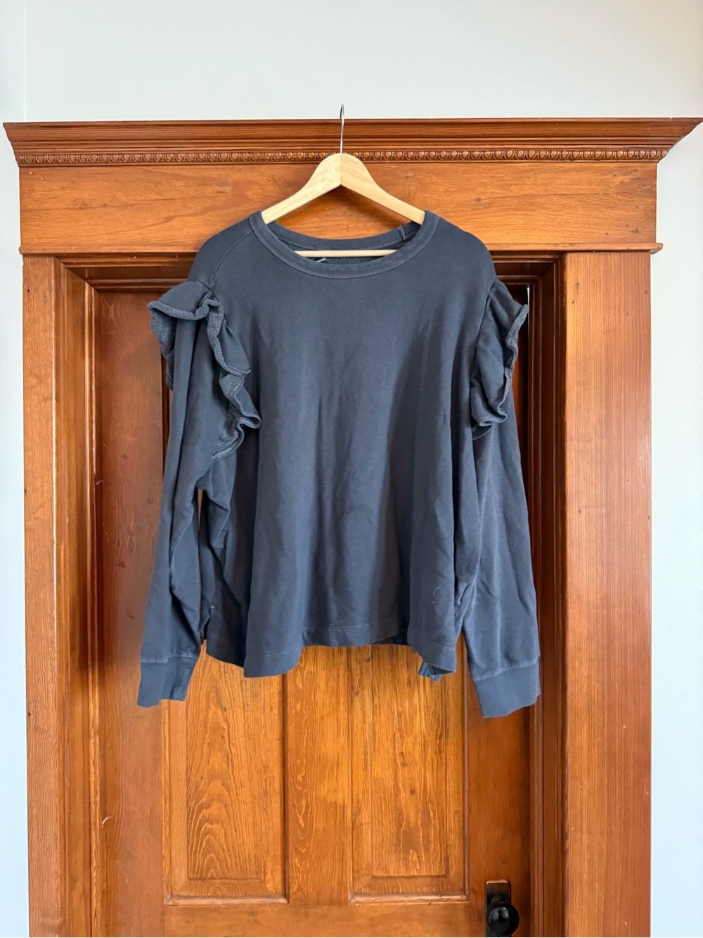 Old Navy Charcoal Ruffle-Sleeve Crewneck Sweatshirt